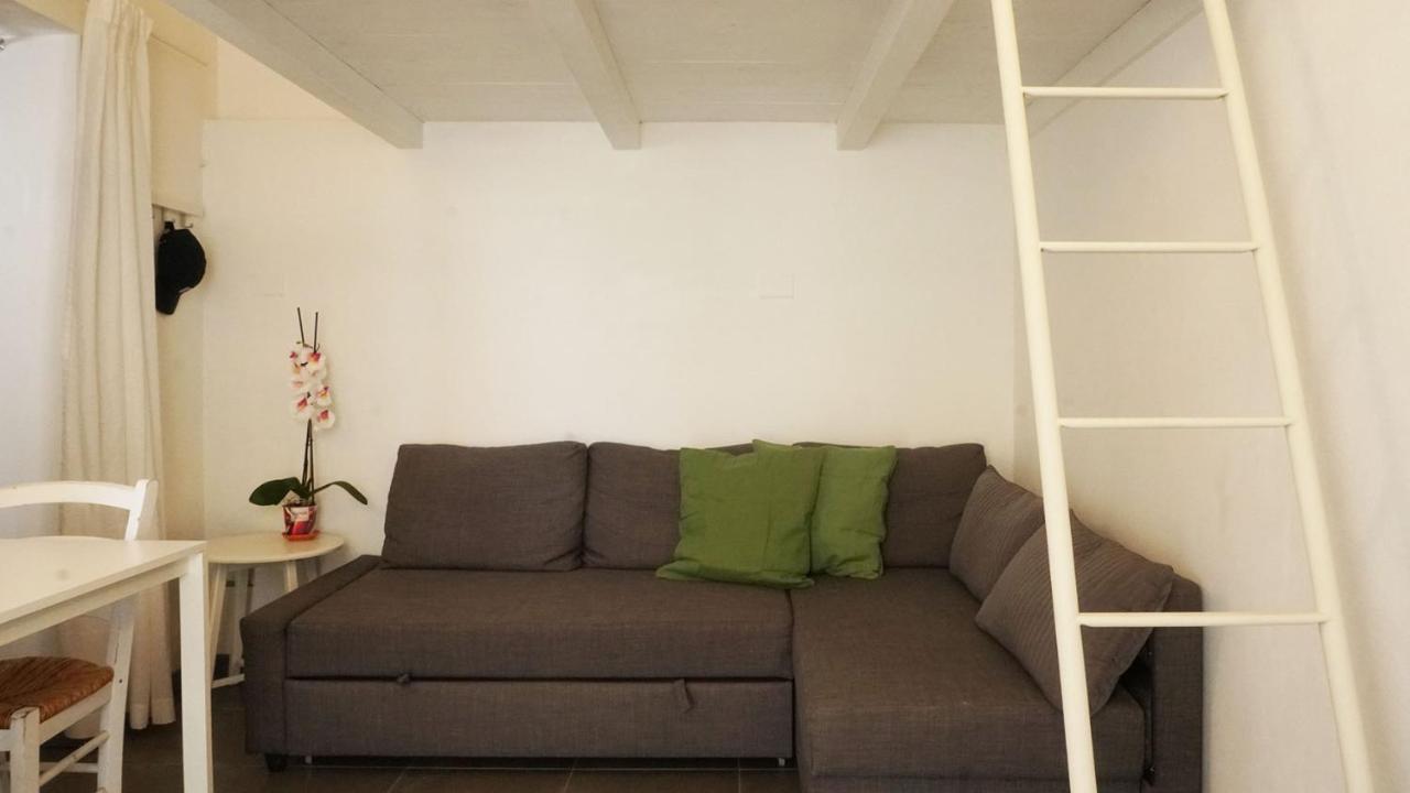Dependance In Villa Con Piscina 시라쿠사 외부 사진