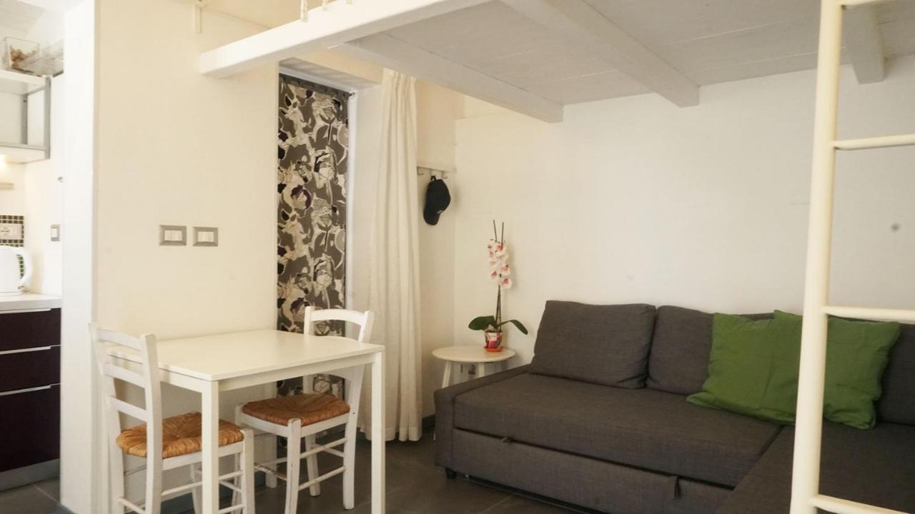Dependance In Villa Con Piscina 시라쿠사 외부 사진