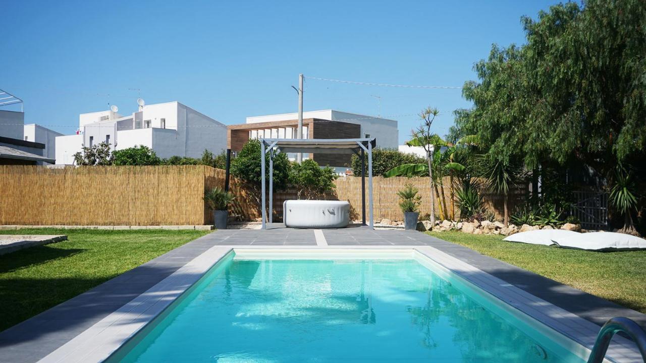 Dependance In Villa Con Piscina 시라쿠사 외부 사진